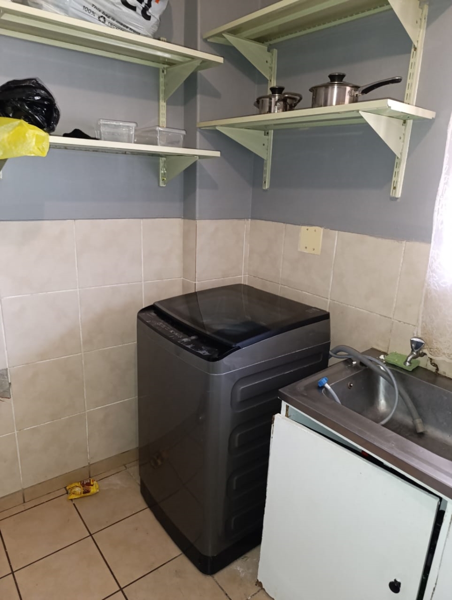 1 Bedroom Property for Sale in Navalsig Free State